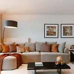 Huswell - Beautiful Apartment Overlooking The Marina